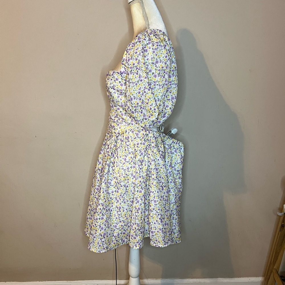 🌻BARDOT Floral Puff Sleeve Dress - Picture 3 of 6